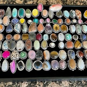 Live jewelry auction